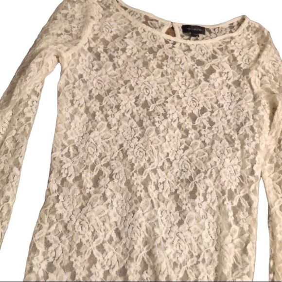 The Limited size small lace top like new - Picture 1 of 4
